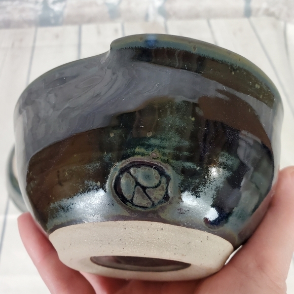 Handcrafted Studio Pottery Tri Point Cereal Bowls Splash Glaze Black Set  of 2 - Picture 10 of 10